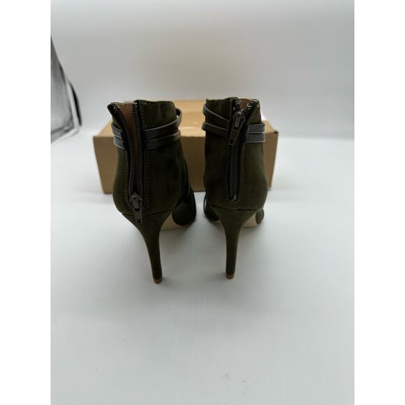 Journee Collection Samara Women's High Heel Ankle Boots, Olive, Size 8 - Picture 10 of 11